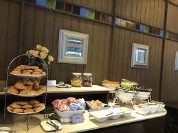 Sawasdee Hotel @ Sukhumvit Soi 8