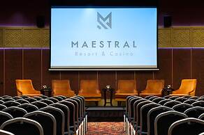 Maestral Resort & Casino