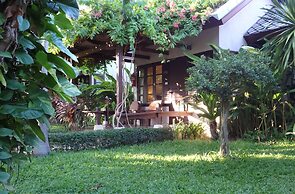 Montien House Chaweng Beach Resort