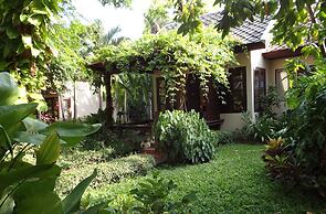 Montien House Chaweng Beach Resort