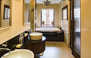 Pawanthorn Luxury Pool Villa Samui