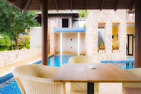 Pawanthorn Luxury Pool Villa Samui