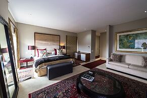 Atlantic Waves Guest House