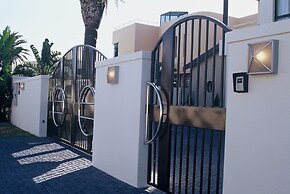 Atlantic Waves Guest House