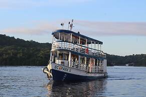 Amazon Ecopark Jungle Lodge