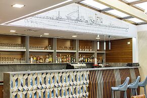 Lira Pacific Aparthotel