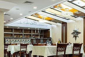 Lira Pacific Aparthotel