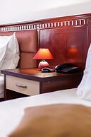 Lira Pacific Aparthotel