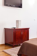 Lira Pacific Aparthotel