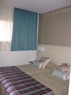 Amadores Beach Apartments