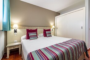 Amadores Beach Apartments