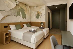Hotel Degenija