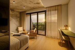 Hotel Degenija