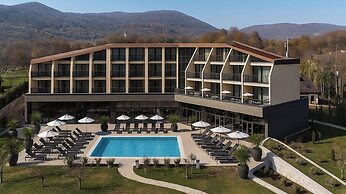 Hotel Degenija