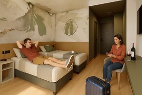 Hotel Degenija
