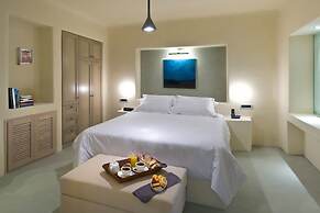 Voreina Gallery Suites