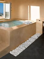 Voreina Gallery Suites