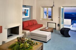 Voreina Gallery Suites