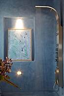 Voreina Gallery Suites