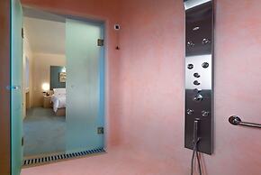 Voreina Gallery Suites