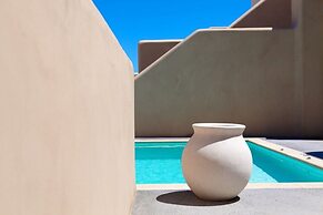 Voreina Gallery Suites