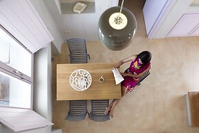 Voreina Gallery Suites