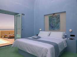 Voreina Gallery Suites