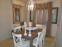 Porto Heli Villas & Studios