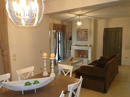 Porto Heli Villas & Studios
