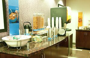 Hampton Inn by Hilton Leesville Fort Johnson