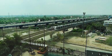 Crowne Plaza New Delhi Mayur Vihar Noida by IHG