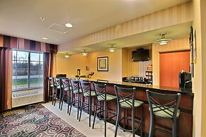 AmericInn by Wyndham Oshkosh