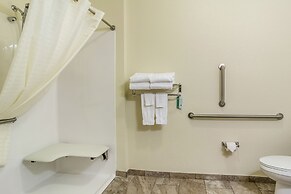 AmericInn by Wyndham Oshkosh