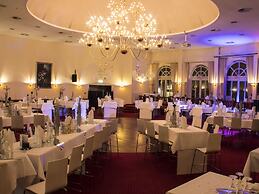 Victoria Hotel