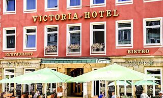 Victoria Hotel