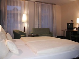 Victoria Hotel