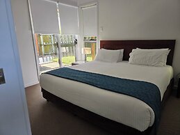 Quarterdecks Retreat