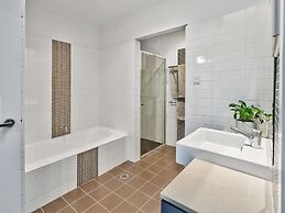 Quarterdecks Retreat