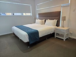 Quarterdecks Retreat