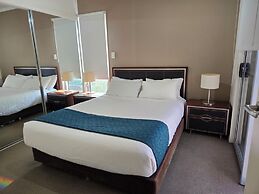 Quarterdecks Retreat