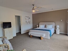 Quarterdecks Retreat