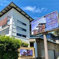 Quarterdecks Retreat