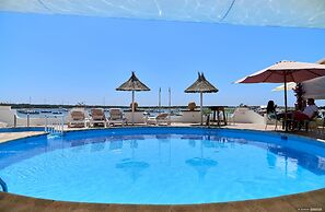 Apartamentos Sabina Playa