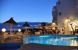 Apartamentos Sabina Playa