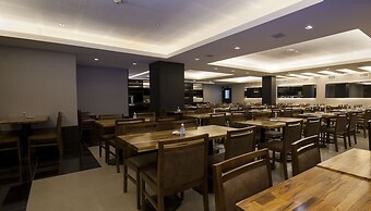Américas Granada Hotel