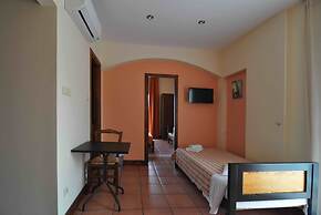 Golden View Beach Hotel