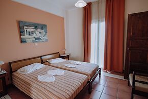 Golden View Beach Hotel