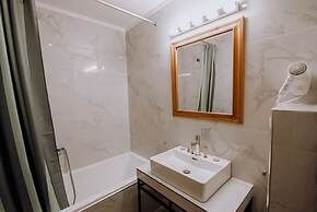 Golden View Beach Hotel