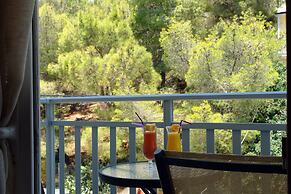 Golden View Beach Hotel