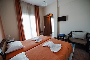 Golden View Beach Hotel